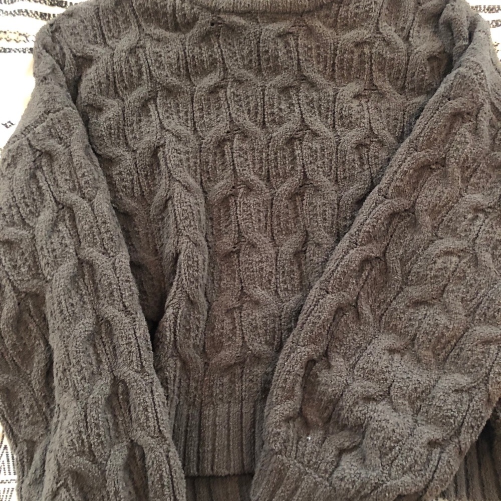 Cropped sweater
